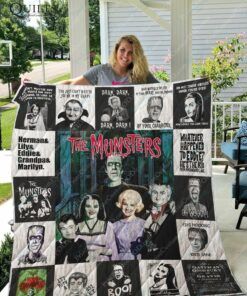 The Munsters 3 Quilt Blanket t