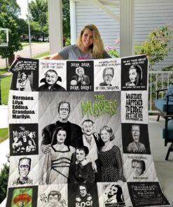 The Munsters 2 Quilt Blanket t